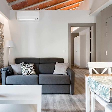 ז'ירונה Revitalized Apartment In Historical Building מראה חיצוני תמונה
