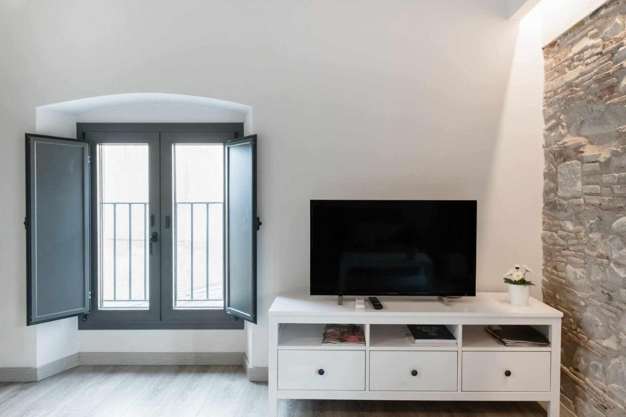 ז'ירונה Revitalized Apartment In Historical Building מראה חיצוני תמונה
