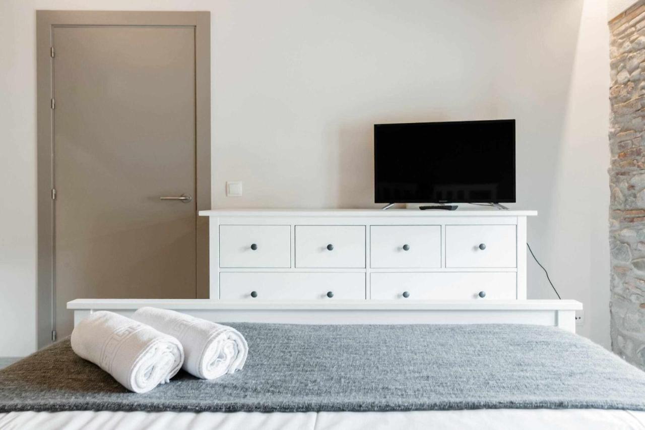 ז'ירונה Revitalized Apartment In Historical Building מראה חיצוני תמונה