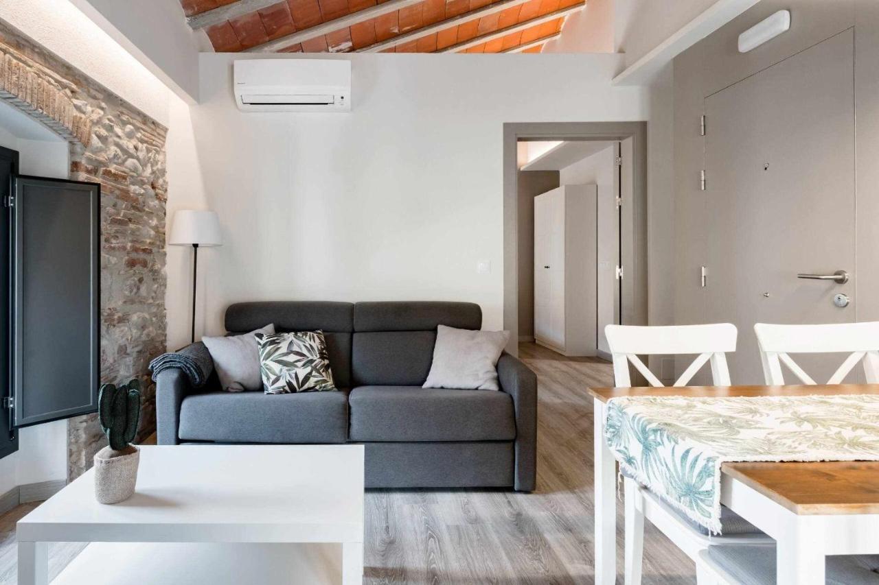 ז'ירונה Revitalized Apartment In Historical Building מראה חיצוני תמונה