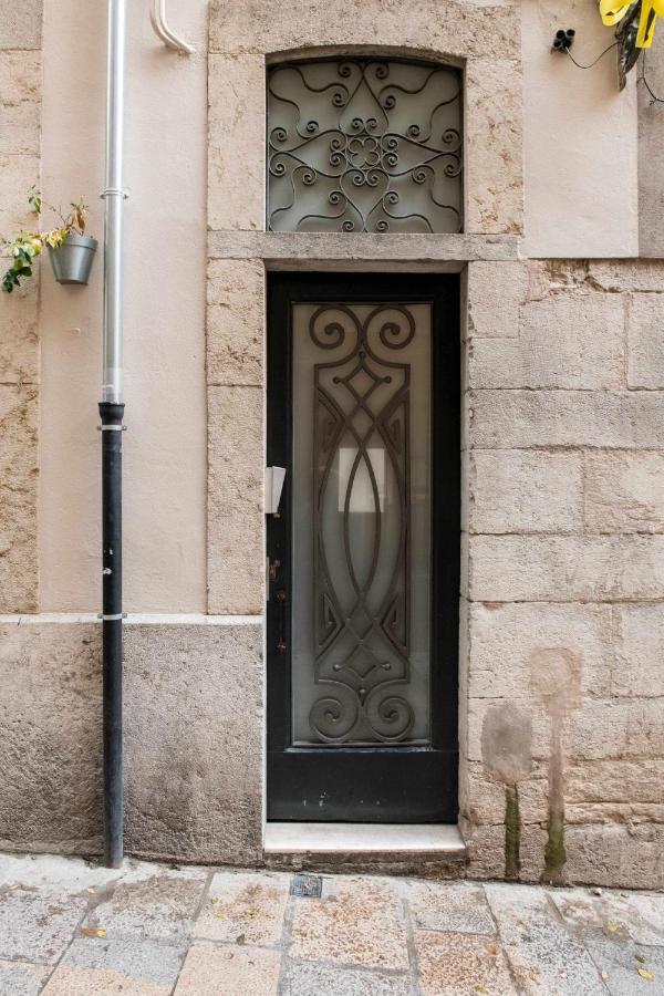 ז'ירונה Revitalized Apartment In Historical Building מראה חיצוני תמונה